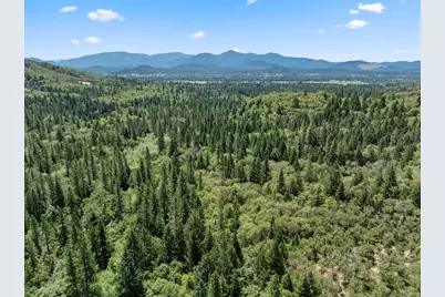 780 Pinecrest Drive, Grants Pass, OR 97526 - Photo 46