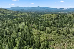 780 Pinecrest Dr, Grants Pass, OR 97526 - Photo 46