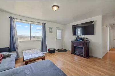 31643 Klamath Street, Bonanza, OR 97623 - Photo 2