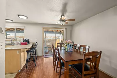 400 W 5th Street, Phoenix, OR 97535 - Photo 4