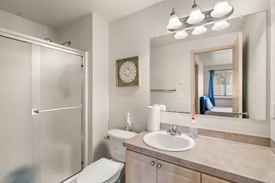 400 W 5th Street, Phoenix, OR 97535 - Photo 18