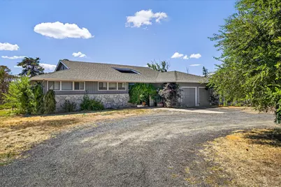 1228 NE Brown Drive, Madras, OR 97741 - Photo 4