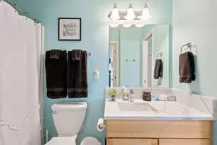 111 NW Hawthorne Ave, Bend, OR 97703 - Photo 24