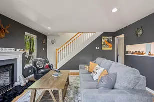 111 NW Hawthorne Ave, Bend, OR 97703 - Photo 10