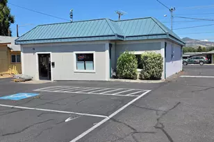 844 S Riverside Ave, Medford, OR 97501 - Photo 1