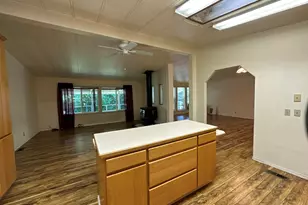 128 SW Canton St, John Day, OR 97845 - Photo 8