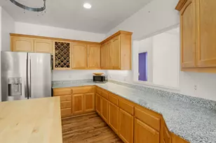 369 Meadow Dr, Ashland, OR 97520 - Photo 12