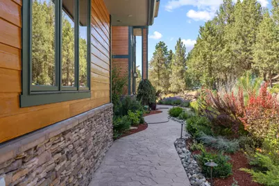 4728 Coopers Hawk Road, Klamath Falls, OR 97601 - Photo 6