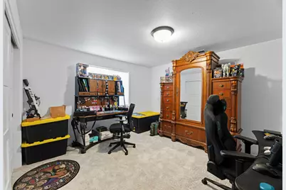 700 Nottingham Terrace, Eagle Point, OR 97524 - Photo 16