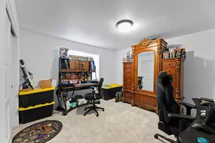 700 Nottingham Terrace, Eagle Point, OR 97524 - Photo 16