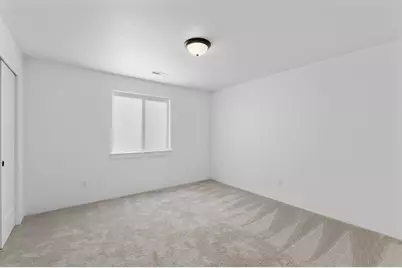 700 Nottingham Terrace, Eagle Point, OR 97524 - Photo 18