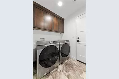 700 Nottingham Terrace, Eagle Point, OR 97524 - Photo 20