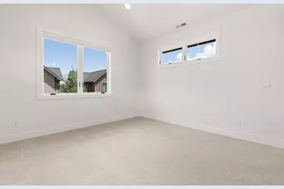 61309 Howe Way, Bend, OR 97702 - Photo 22