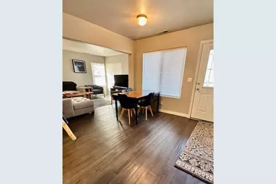 1211 Locust Street, Medford, OR 97501 - Photo 10