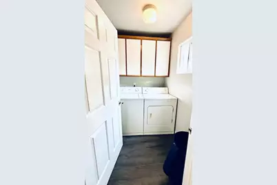 1211 Locust Street, Medford, OR 97501 - Photo 16