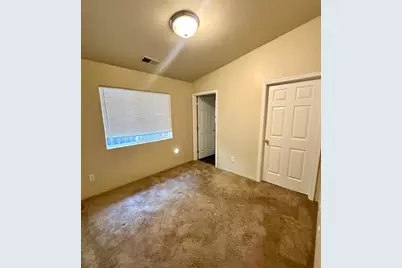 1211 Locust Street, Medford, OR 97501 - Photo 24