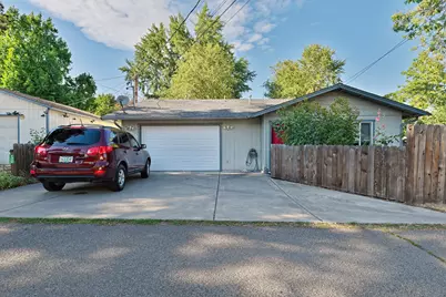 1211 Locust Street, Medford, OR 97501 - Photo 38