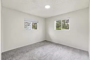 643 Covered Bridge Rd, Rogue River, OR 97537 - Photo 18