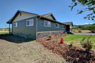 2477 Coker Butte Rd, Medford, OR 97504 - Photo 42