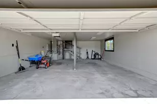 2477 Coker Butte Rd, Medford, OR 97504 - Photo 32