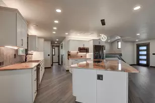2477 Coker Butte Rd, Medford, OR 97504 - Photo 10