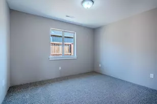 3738 Springbrook Rd, Medford, OR 97504 - Photo 16