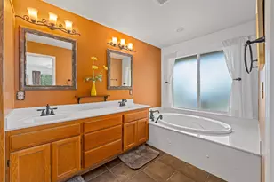 214 SE Sapphire Ct, Grants Pass, OR 97527 - Photo 16