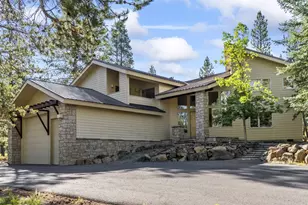 57776 Umpqua Ln, Sunriver, OR 97707 - Photo 2