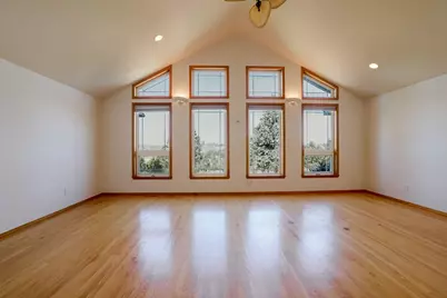 705 NE Chapel Street, Madras, OR 97741 - Photo 6