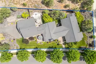 301 SE Larkspur Dr, Madras, OR 97741 - Photo 44