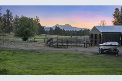 22500 Alfalfa Market Road, Bend, OR 97701 - Photo 10
