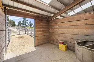22500 Alfalfa Market Rd, Bend, OR 97701 - Photo 26