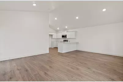 4034 SW Obsidian Place #192, Redmond, OR 97756 - Photo 20