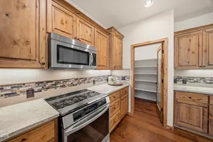 205 Vista Rim Dr, Redmond, OR 97756 - Photo 28