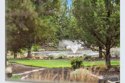 205 Vista Rim Drive, Redmond, OR 97756 - Photo 28