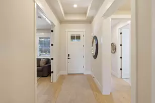 1433 NW Ochoa Dr, Bend, OR 97703 - Photo 8