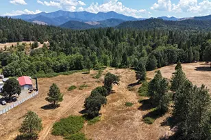 467 Draper Valley Rd, Selma, OR 97538 - Photo 2