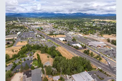 835 Union Avenue, Grants Pass, OR 97527 - Photo 18