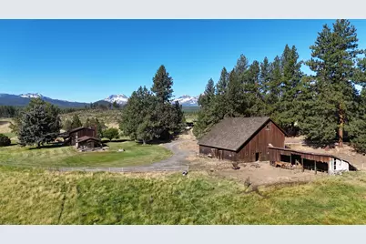 67500 Three Creeks Road, Sisters, OR 97759 - Photo 26