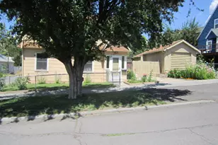 1885 Portland St, Klamath Falls, OR 97601 - Photo 2
