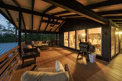 1065 S Shasta Avenue, Eagle Point, OR 97524 - Photo 12