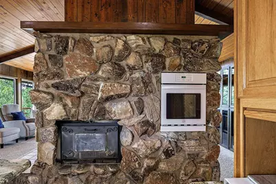 1065 S Shasta Avenue, Eagle Point, OR 97524 - Photo 24