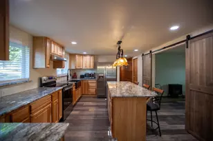 473 Templin Ave, Grants Pass, OR 97526 - Photo 4