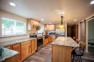 473 Templin Ave, Grants Pass, OR 97526 - Photo 8