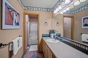 17745 Sarazen Ln, Sunriver, OR 97707 - Photo 22