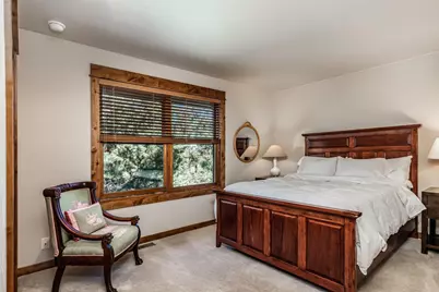 18355 Pinehurst Road, Bend, OR 97703 - Photo 32