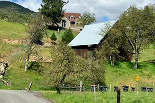 6585 Little Applegate Rd, Jacksonville, OR 97530 - Photo 36