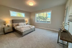 61405 SE Daybreak Ct, Bend, OR 97702 - Photo 16