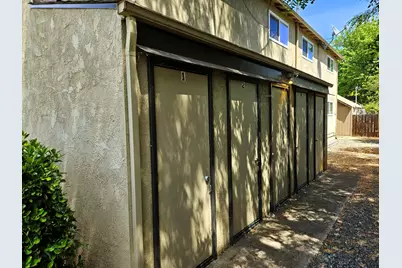 350 Alder Street, Central Point, OR 97502 - Photo 10