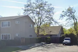 350 Alder St, Central Point, OR 97502 - Photo 12